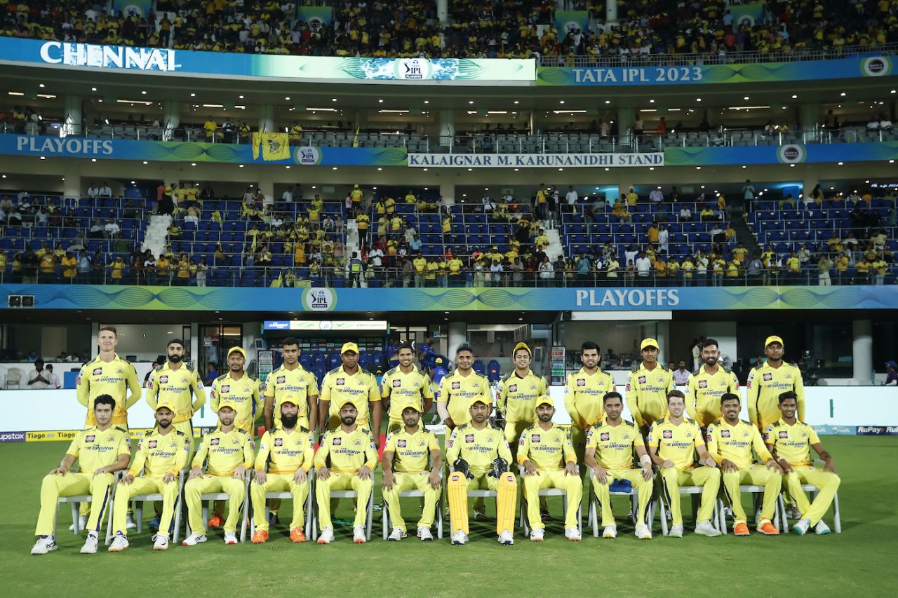 Chennai Super Kings' players pose for a picture, Gujarat Titans vs Chennai Super Kings, Qualifier 1, IPL 2023, May 23, 2023