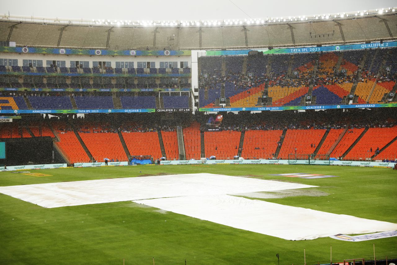 Rain prevented the toss - and the game itself - from starting on time, Gujarat Titans vs Mumbai Indians, IPL 2023 Qualifier 2, Ahmedabad, May 26, 2023