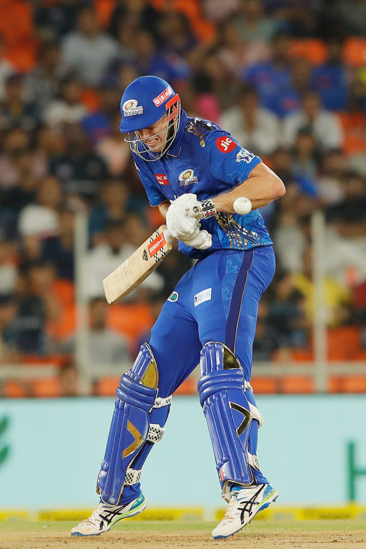 Cameron Green copped a blow to his left forearm off a short delivery from Hardik Pandya, Gujarat Titans vs Mumbai Indians, IPL 2023 Qualifier 2, Ahmedabad, May 26, 2023