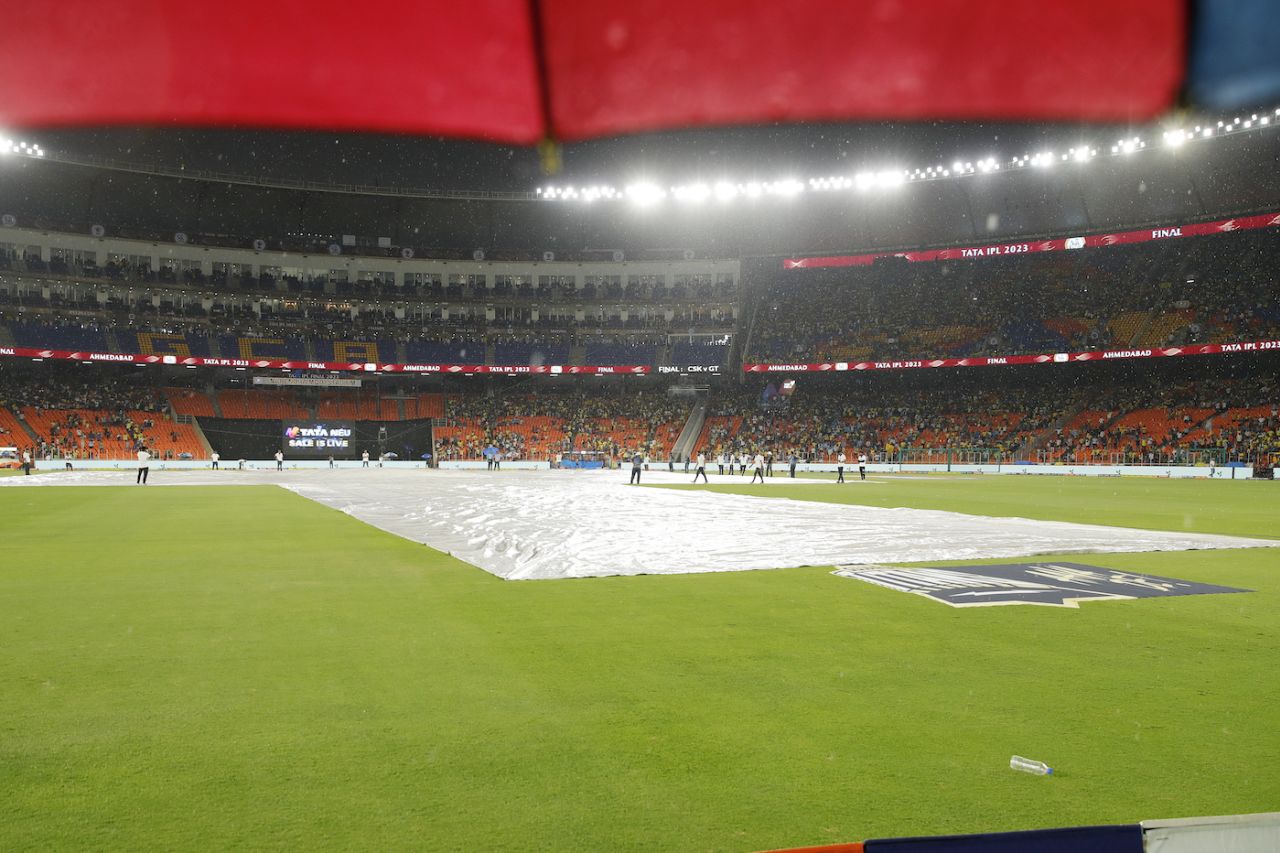 Rain - like during Qualifier 2 - came down a little while before the toss, and delayed proceedings, Chennai Super Kings vs Gujarat Titans, IPL 2023 final, Ahmedabad, May 28, 2023