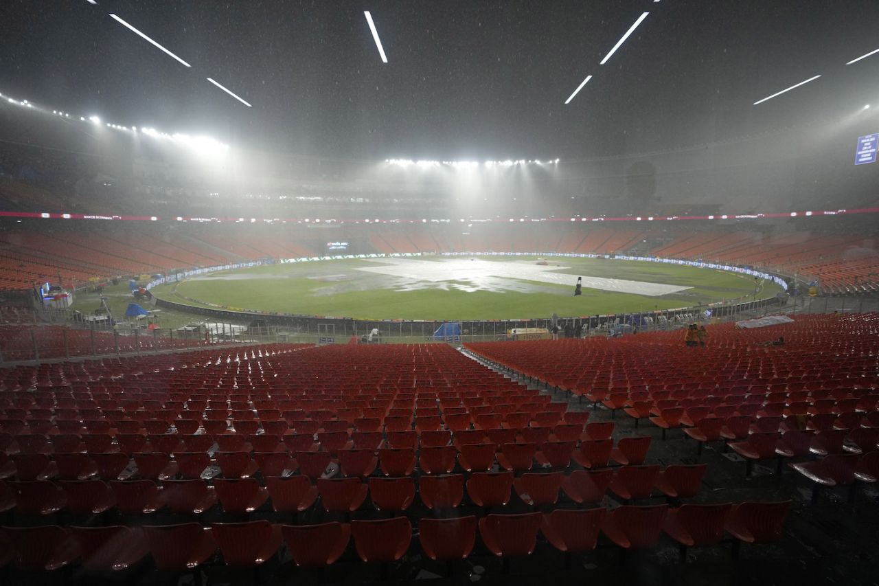 It was all rather damp and dreary across in Ahmedabad, Chennai Super Kings vs Gujarat Titans, IPL 2023 final, Ahmedabad, May 28, 2023