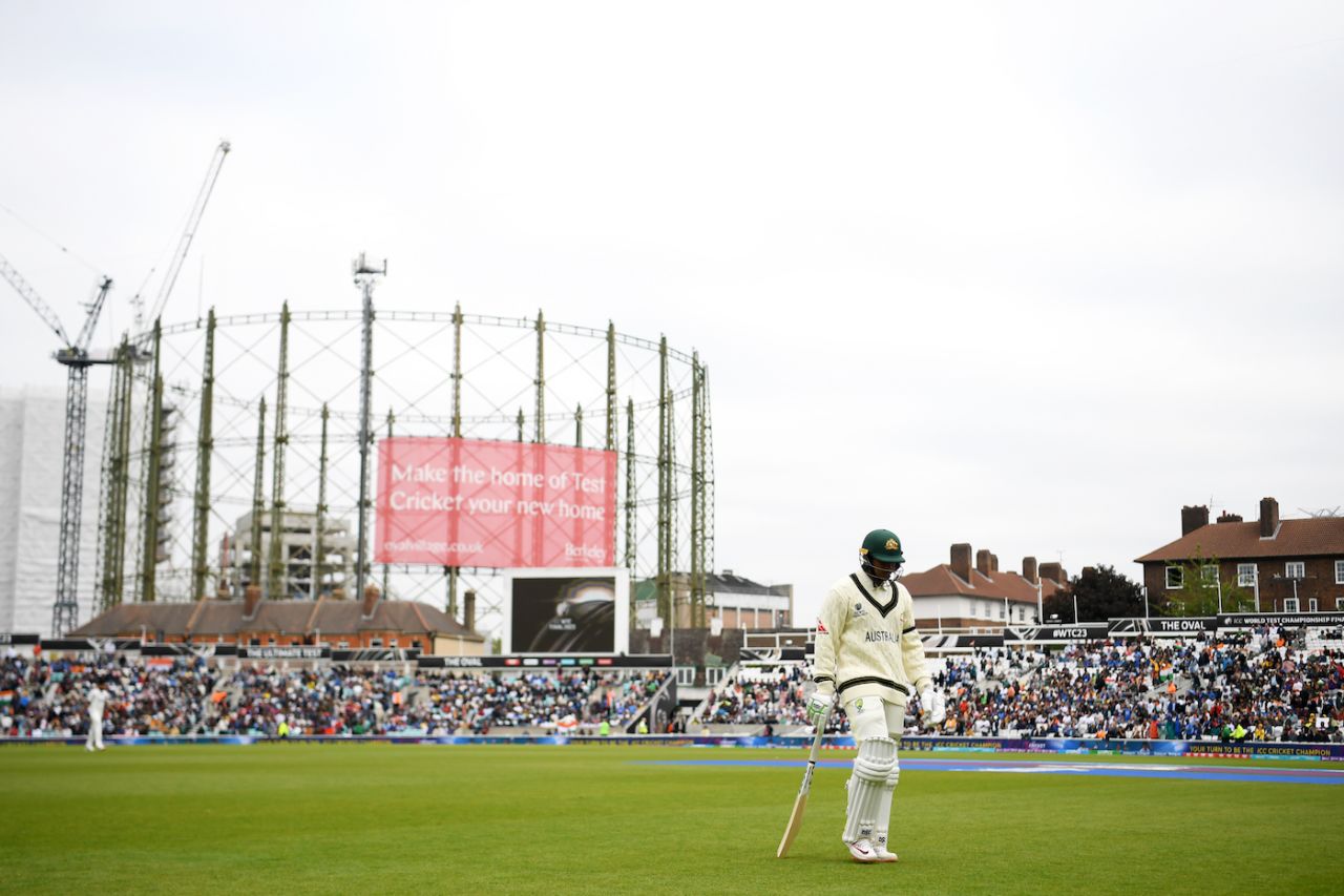 Usman Khawaja makes the long walk back in the fourth over, Australia vs India, WTC final, The Oval, London, 1st day, June 7, 2023