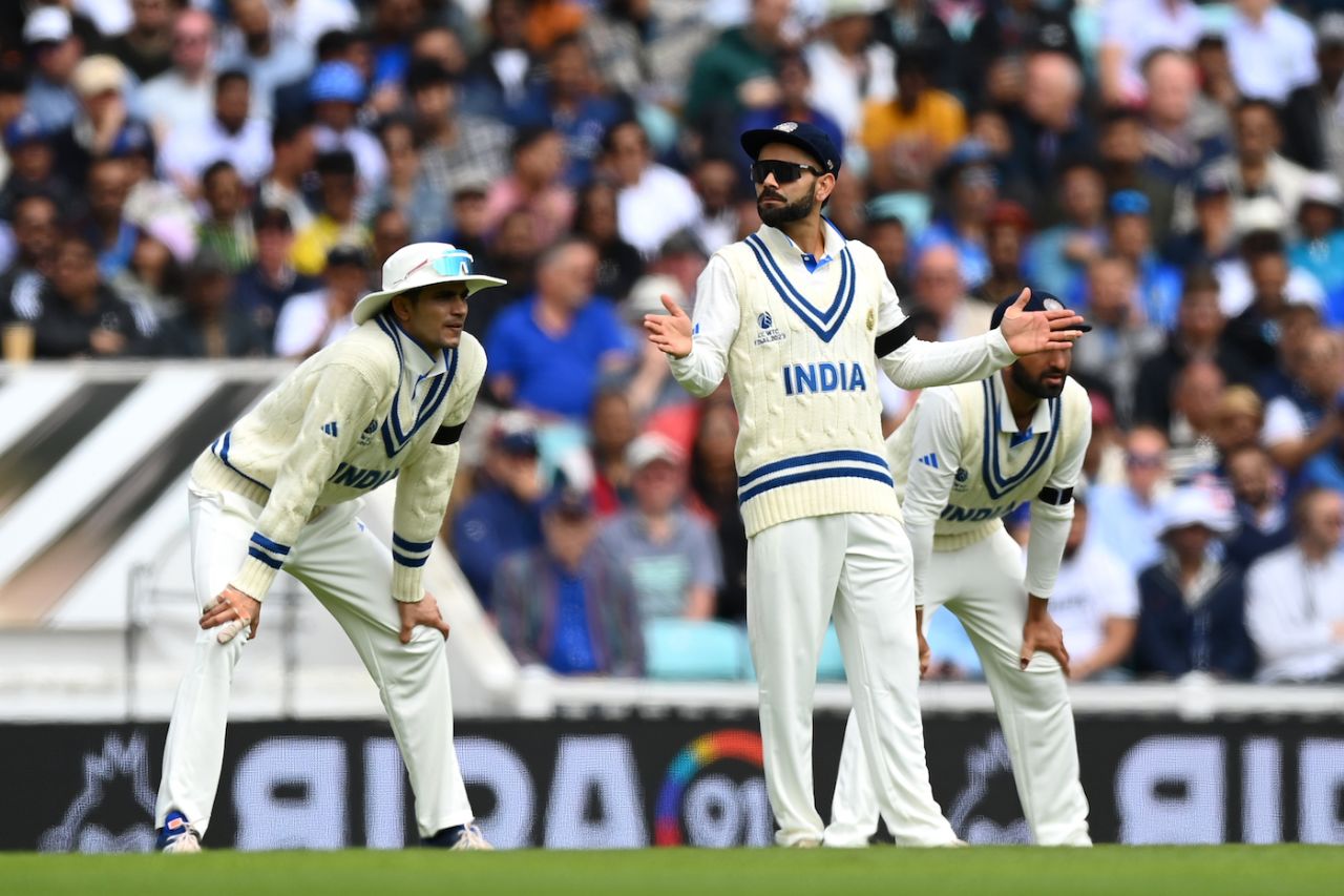 Virat Kohli gestures from the slip cordon, Australia vs India, WTC final, 1st day, The Oval, London, June 7, 2023 