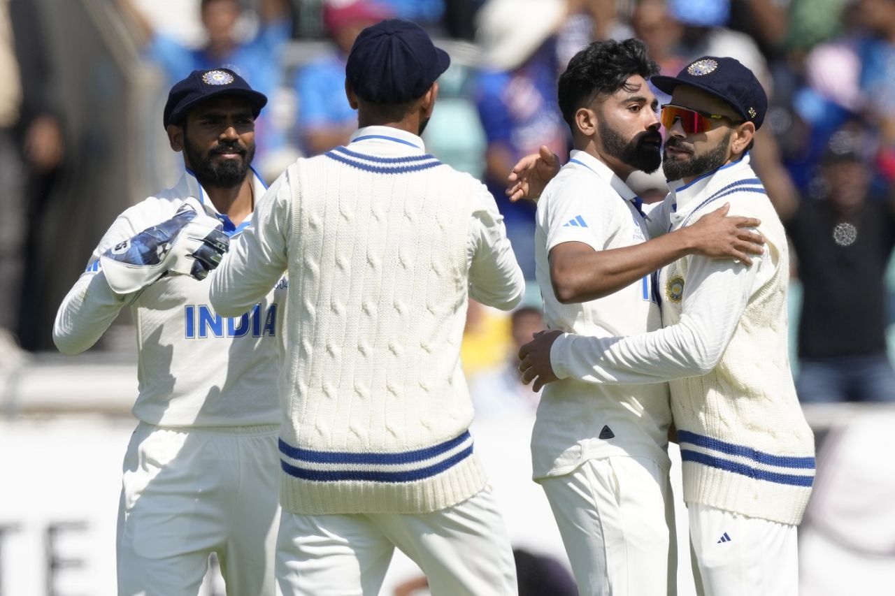 Mohammed Siraj is joined by Virat Kohli and others after dismissing Travis Head, Australia vs India, WTC final, 2nd day, The Oval, London, June 8, 2023