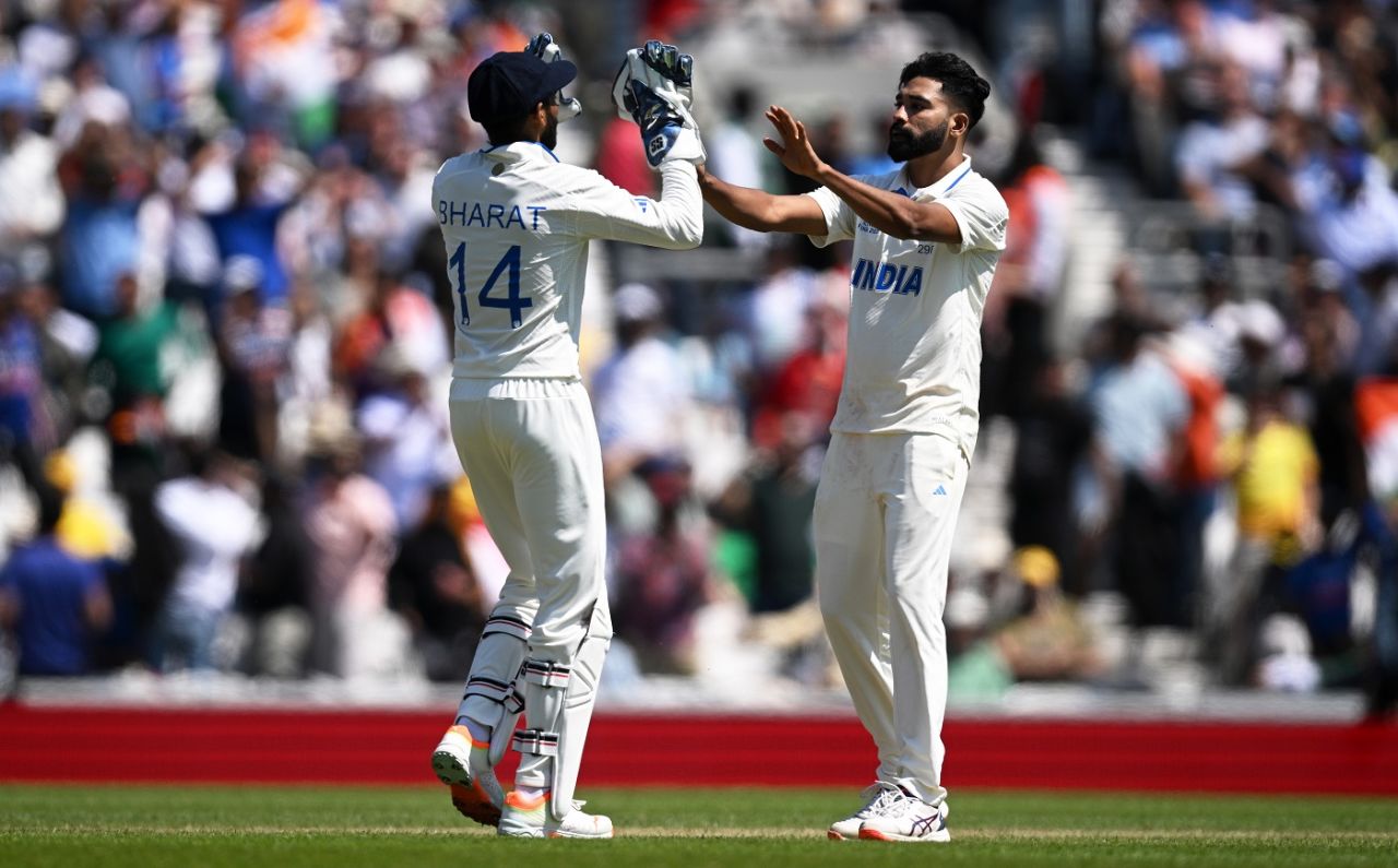 Mohammed Siraj celebrates after knocking over Nathan Lyon, Australia vs India, WTC final, 2nd day, The Oval, London, June 8, 2023