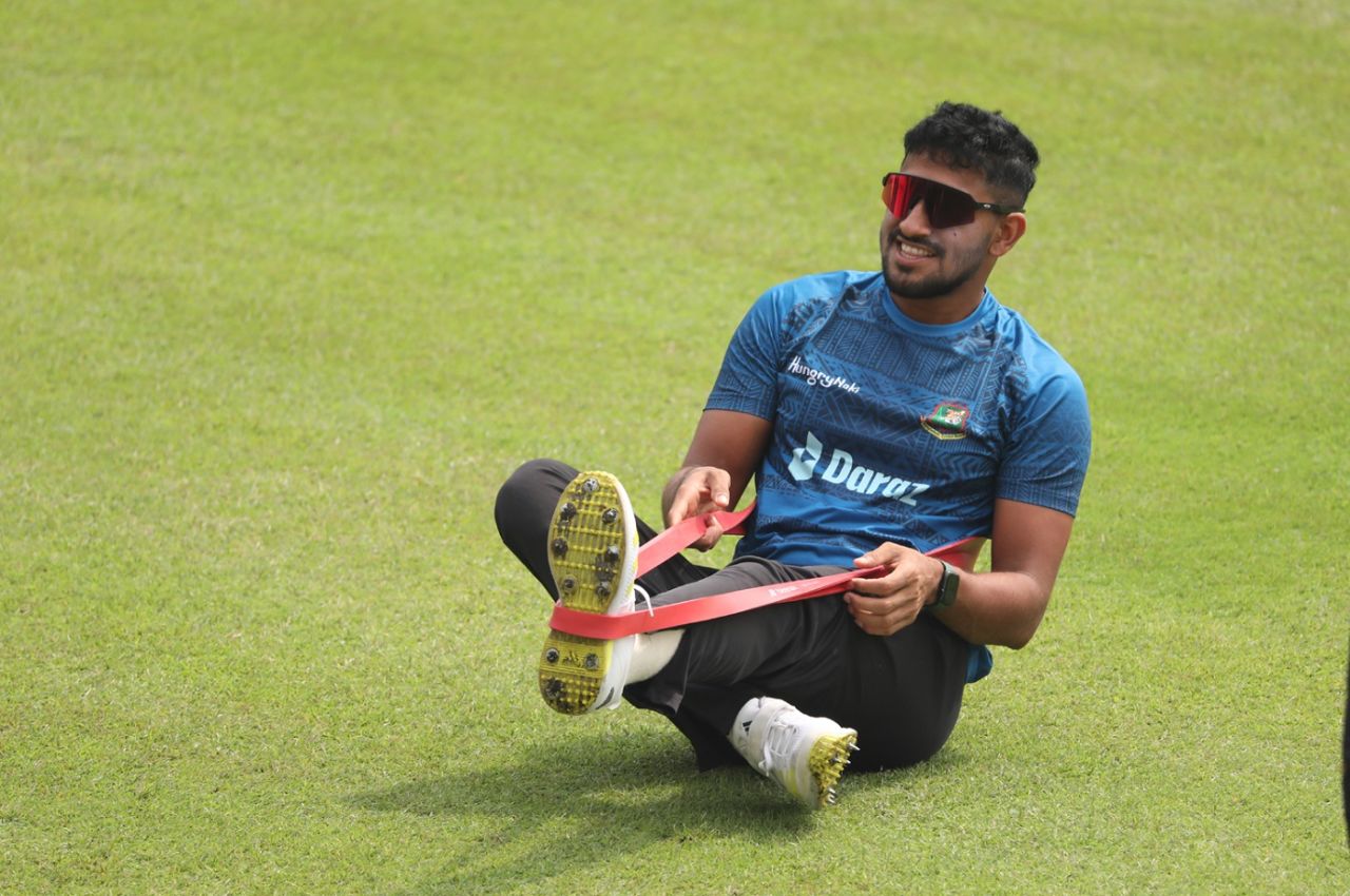 Khaled Ahmed stretches on the eve of the Test, Bangladesh vs Afghanistan, Mirpur, June 13, 2023
