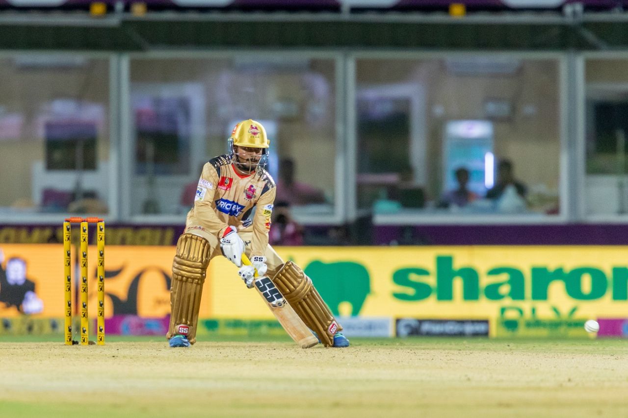 Pradosh Ranjan Paul shapes to scoop one away, Chepauk Super Gillies vs Salem Spartans, TNPL 2023, Coimbatore, June 13, 2023