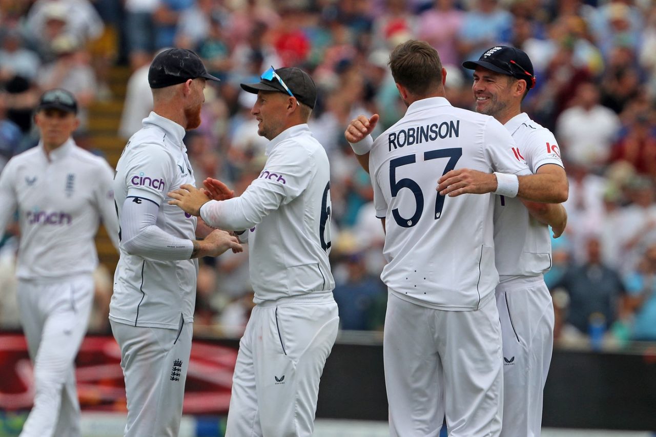 Ollie Robinson finished with three wickets in Australia's first innings, England vs Australia, 1st Ashes Test, Edgbaston, 3rd day, June 18, 2023