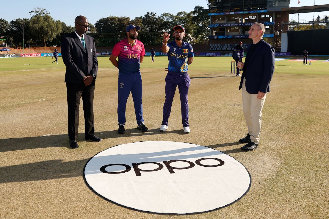 Captains Muhammad Waseem and Dasun Shanaka with Match Referee Emmanuel Dube at the toss, Sri Lanka vs UAE, ICC Cricket World Cup Qualifier, Bulawayo, June 19, 2023