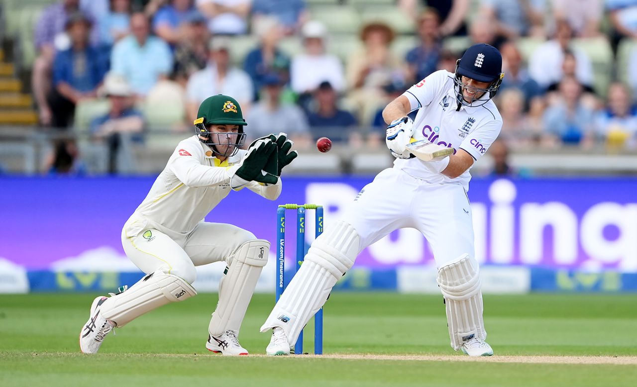 Joe Root used the reverse-ramp liberally at the start of the day, England vs Australia, 1st Ashes Test, Edgbaston, 4th day, June 19, 2023
