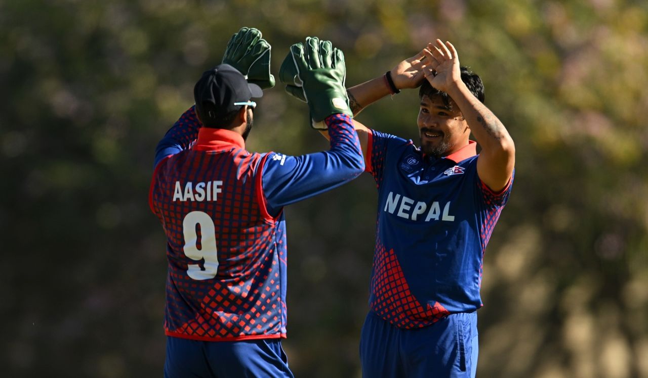 Karan KC had barely believable figures at the end of the first poweprlay, Nepal vs USA, ICC World Cup Qualifier, Harare, June 20, 2023