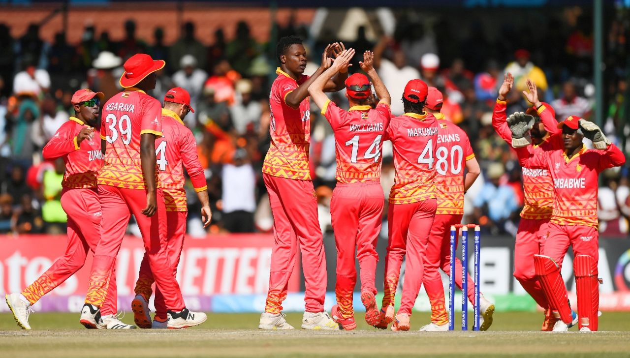 Blessing Muzarabani celebrates with his team-mates, Zimbabwe vs West Indies, World Cup Qualifier, Harare, June 24, 2023