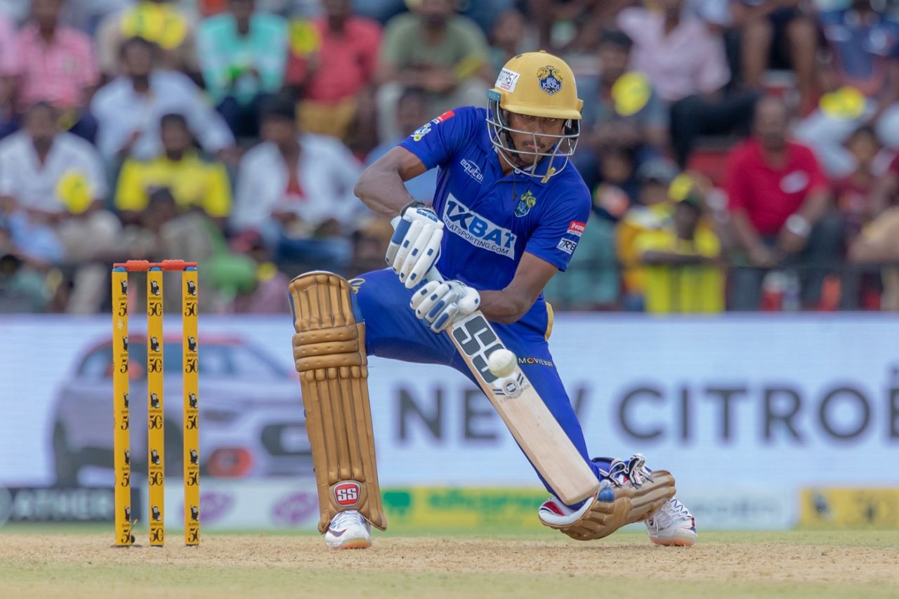 B Sai Sudharsan shapes to scoop one away, Dindigul Dragons vs Lyca Kovai Kings, TNPL 2023, Salem, June 25, 2023