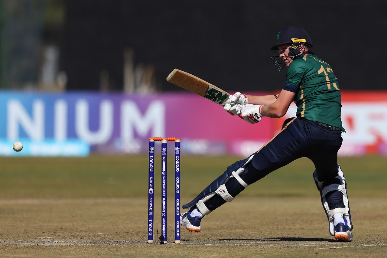 Harry Tector tries to paddle one away, Ireland vs UAE, ICC World Cup Qualifier, Bulawayo, June 27, 2023