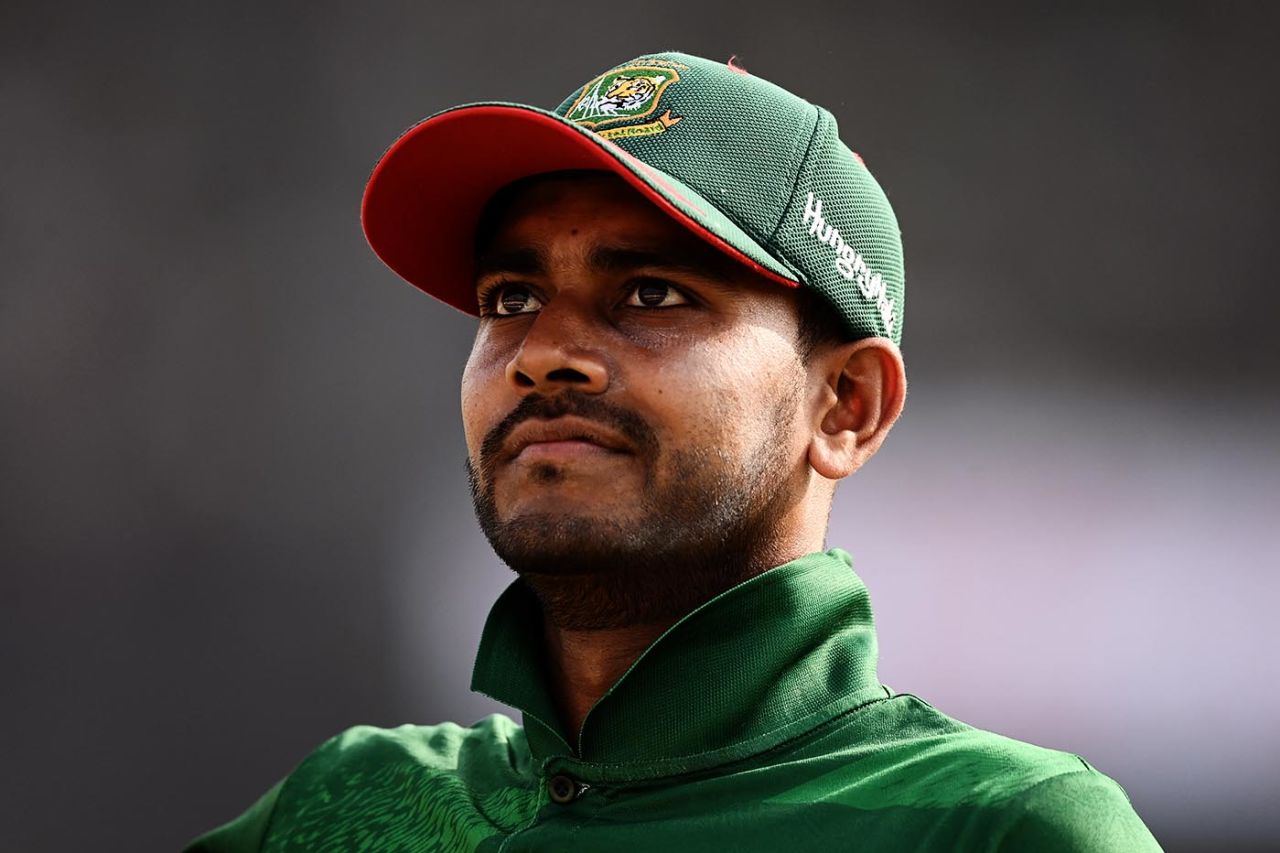 Mehidy Hasan Miraz looks on, Bangladesh vs England, 2nd ODI, Mirpur, March 3, 2023