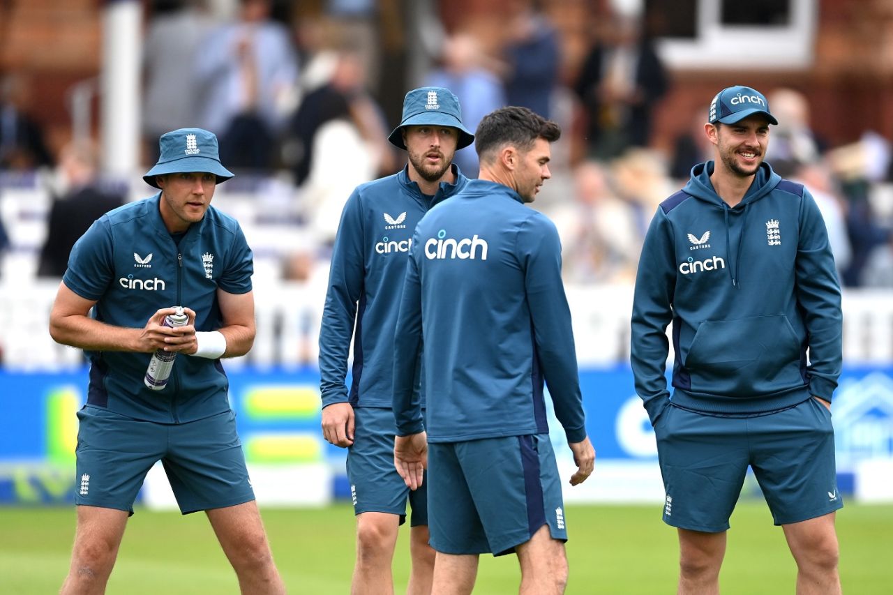 Stuart Broad, Ollie Robinson, James Anderson and Josh Tongue warm up before the toss, England vs Australia, 2nd Ashes Test, Lord's, 1st day, June 28, 2023