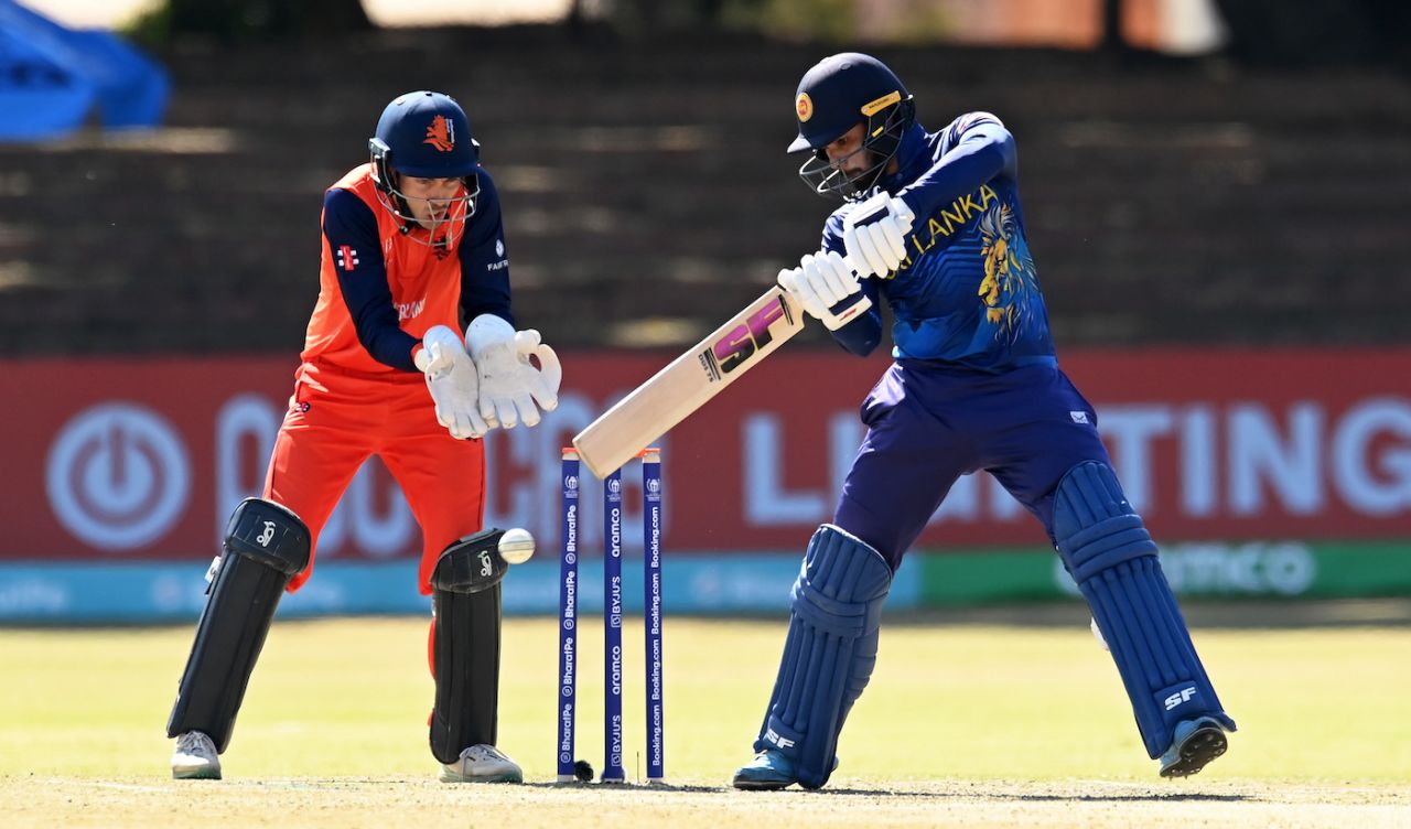 Dhananjaya de Silva propped up a shoddy Sri Lanka batting performance, Netherlands vs Sri Lanka, Super Six, ODI World Cup qualifier, Bulawayo, June 30, 2023