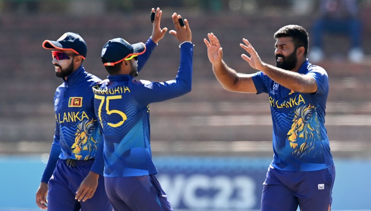 Lahiru Kumara celebrates with his team-mates, Netherlands vs Sri Lanka, Super Six, World Cup Qualifier, Bulawayo, June 30, 2023