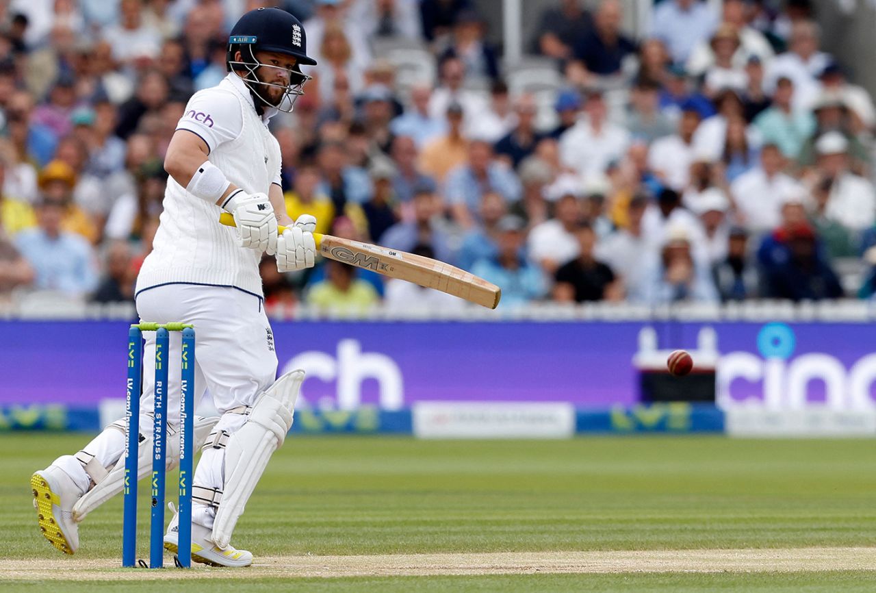 Ben Duckett paddles a pull into the leg side, England vs Australia, 2nd Ashes Test, Lord's, 5th day, July 2, 2023