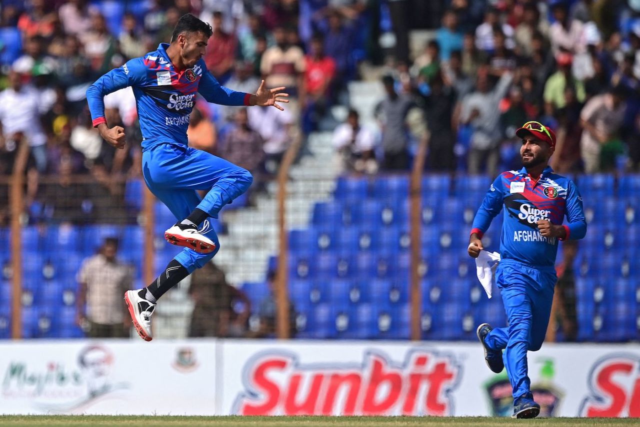 Mujeeb Ur Rahman flies high after finding success, Bangladesh vs Afghanistan, 1st ODI, Chattogram, July 5, 2023