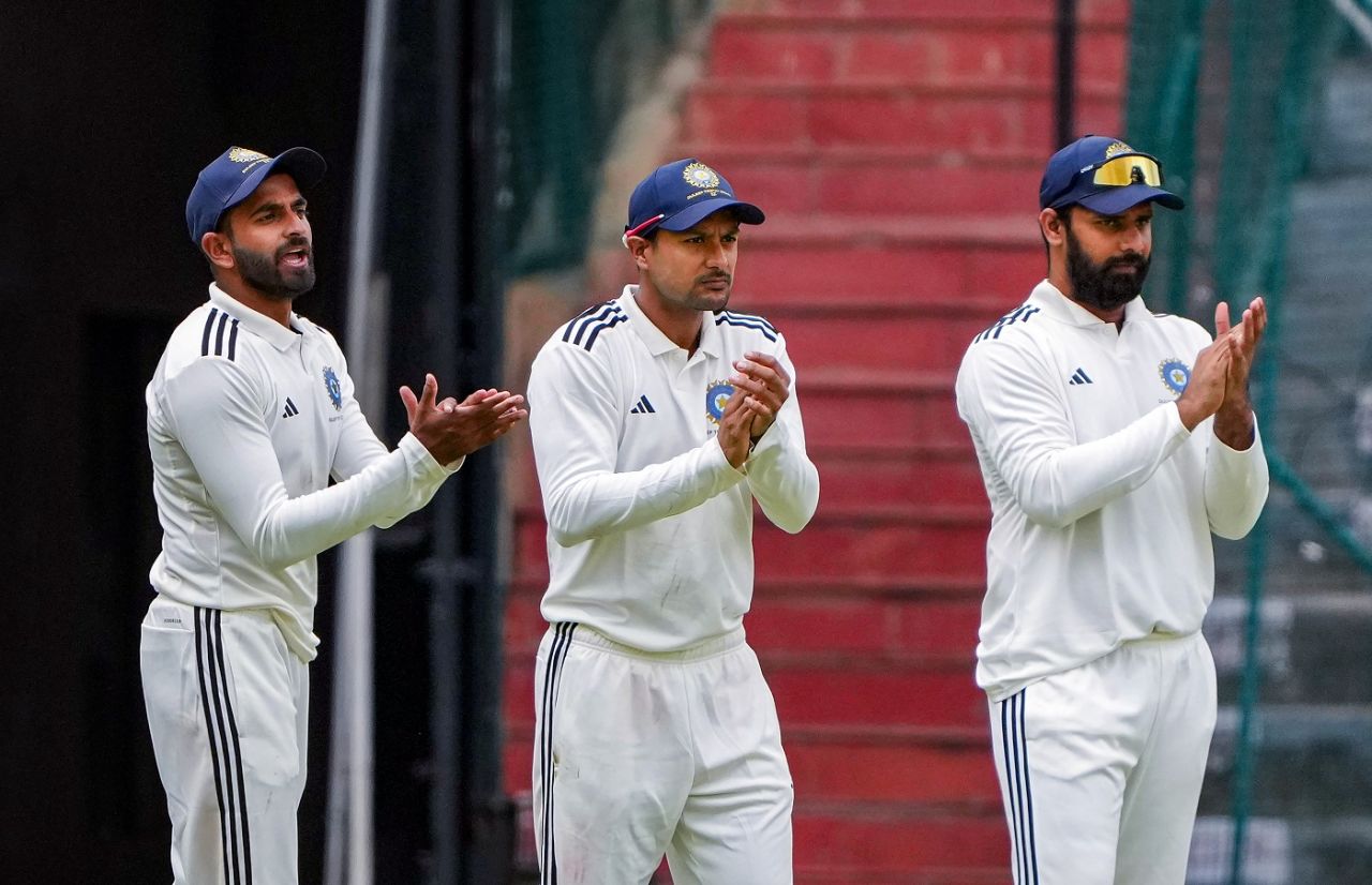 Mayank Agarwal, R Samarth and Hanuma Vihari got behind the bowlers, South Zone vs North Zone, Duleep Trophy 2023, Bengaluru, July 5, 2023