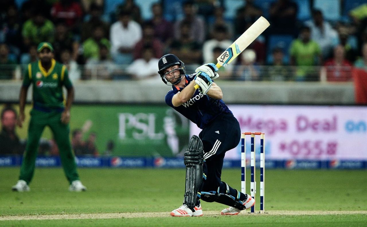 Jos Buttler hit ten fours and eight sixes in his innings, Pakistan v England, 4th ODI, Dubai, November 20, 2015