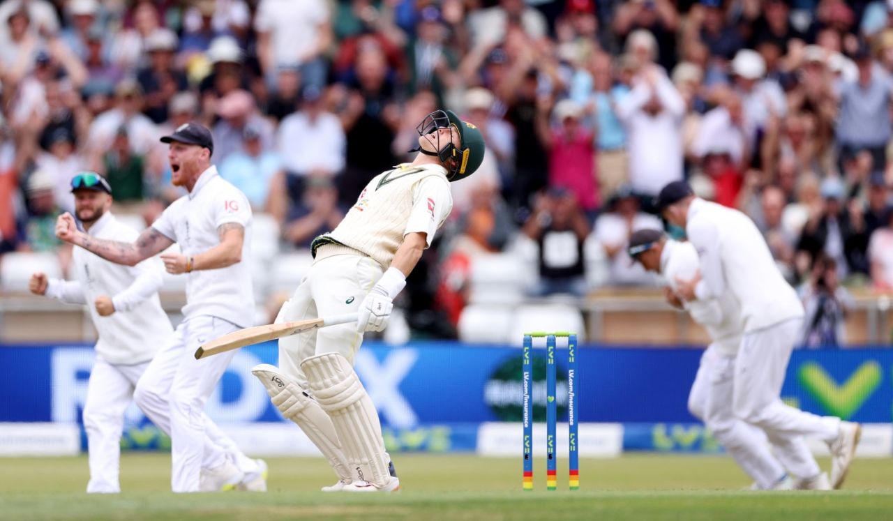 Marnus Labuschagne throws his head back after being dismissed
