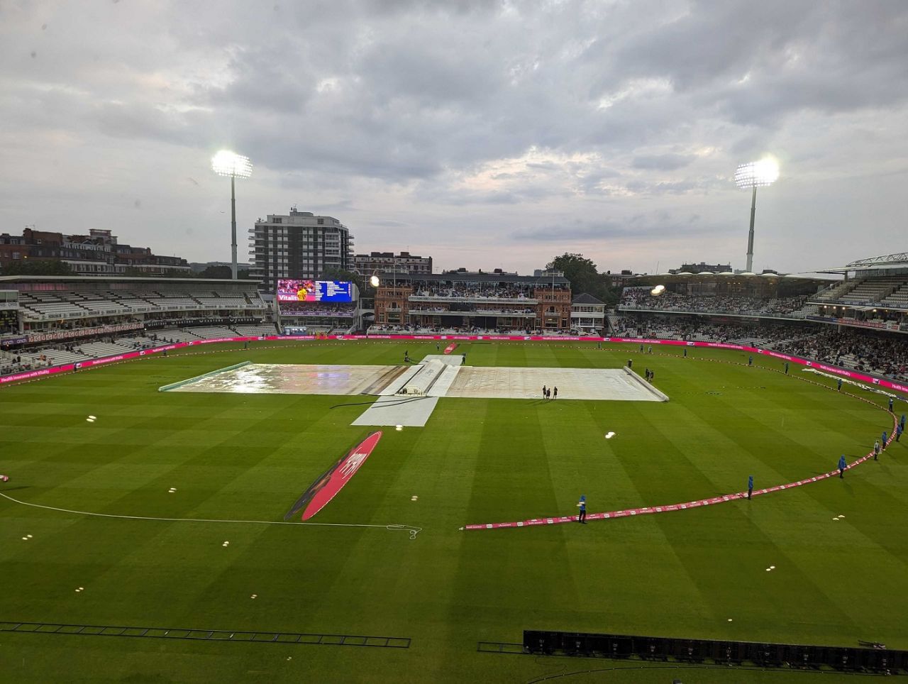 The start of the England chase was delayed due to rain, England vs Australia, 3rd women's T20I, Lord's, July 8, 2023
