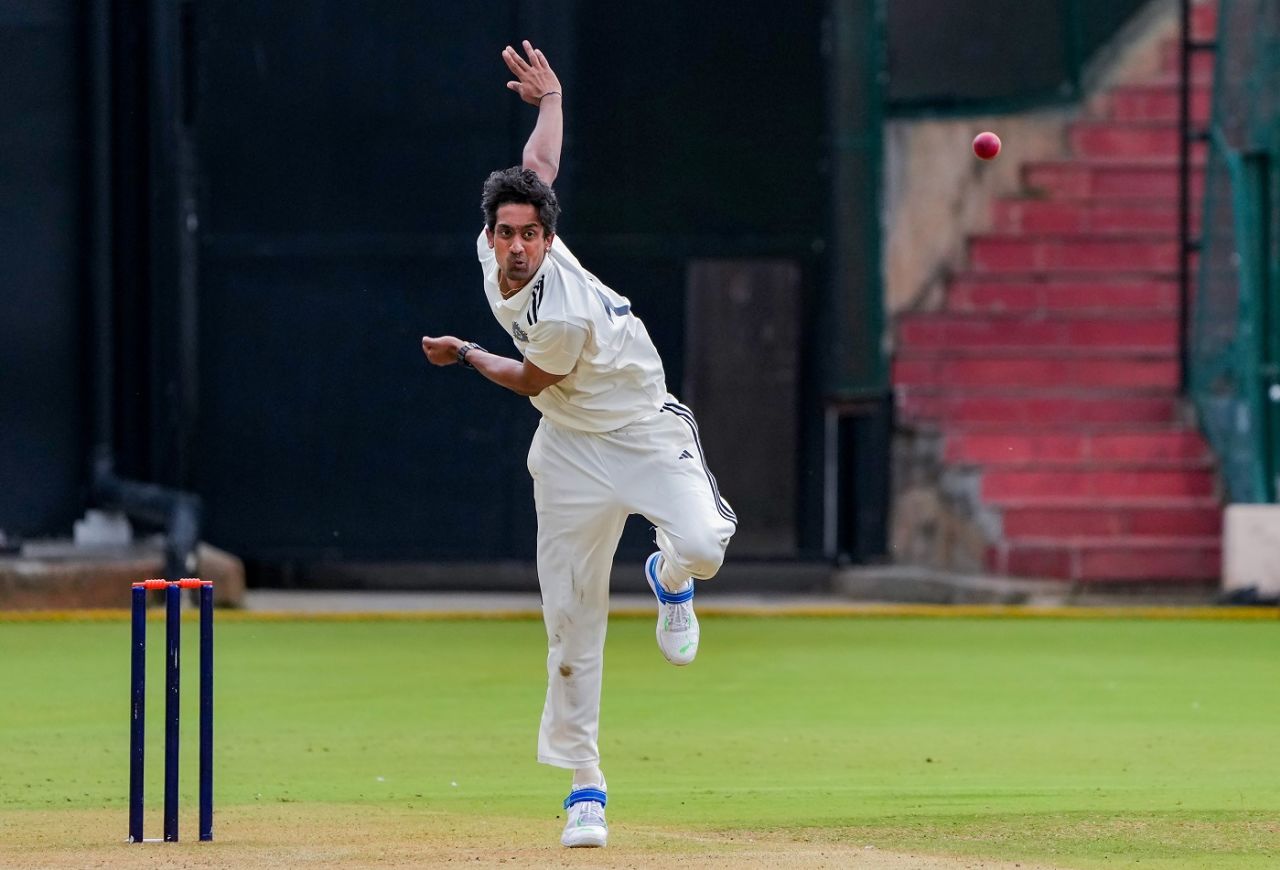 Most Wickets in a Ranji Trophy Season - Sai Kishore - 53 wickets | sportzpoint.com