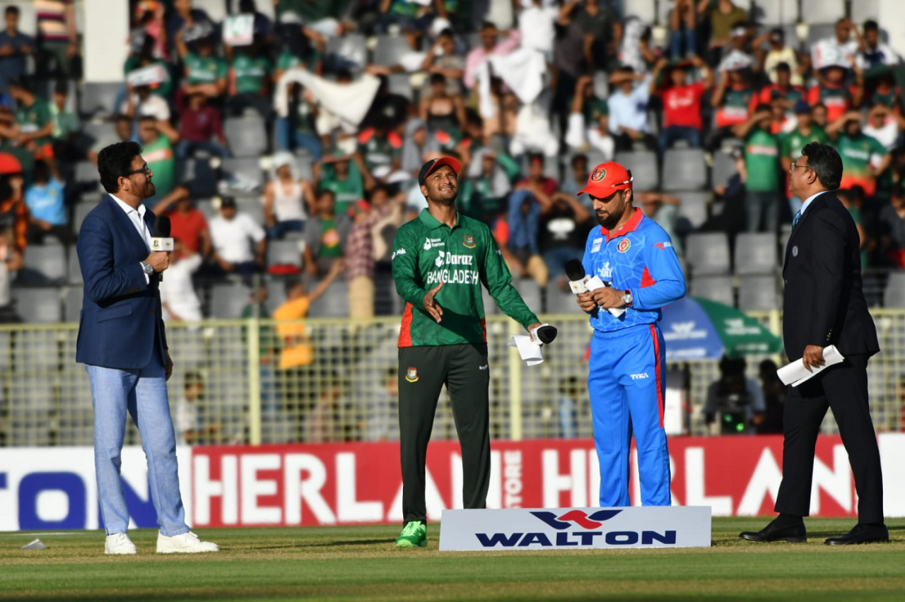 Rashid Khan and Shakib Al Hasan at the toss, Bangladesh vs Afghanistan, 1st T20I, Sylhet, July 14, 2023