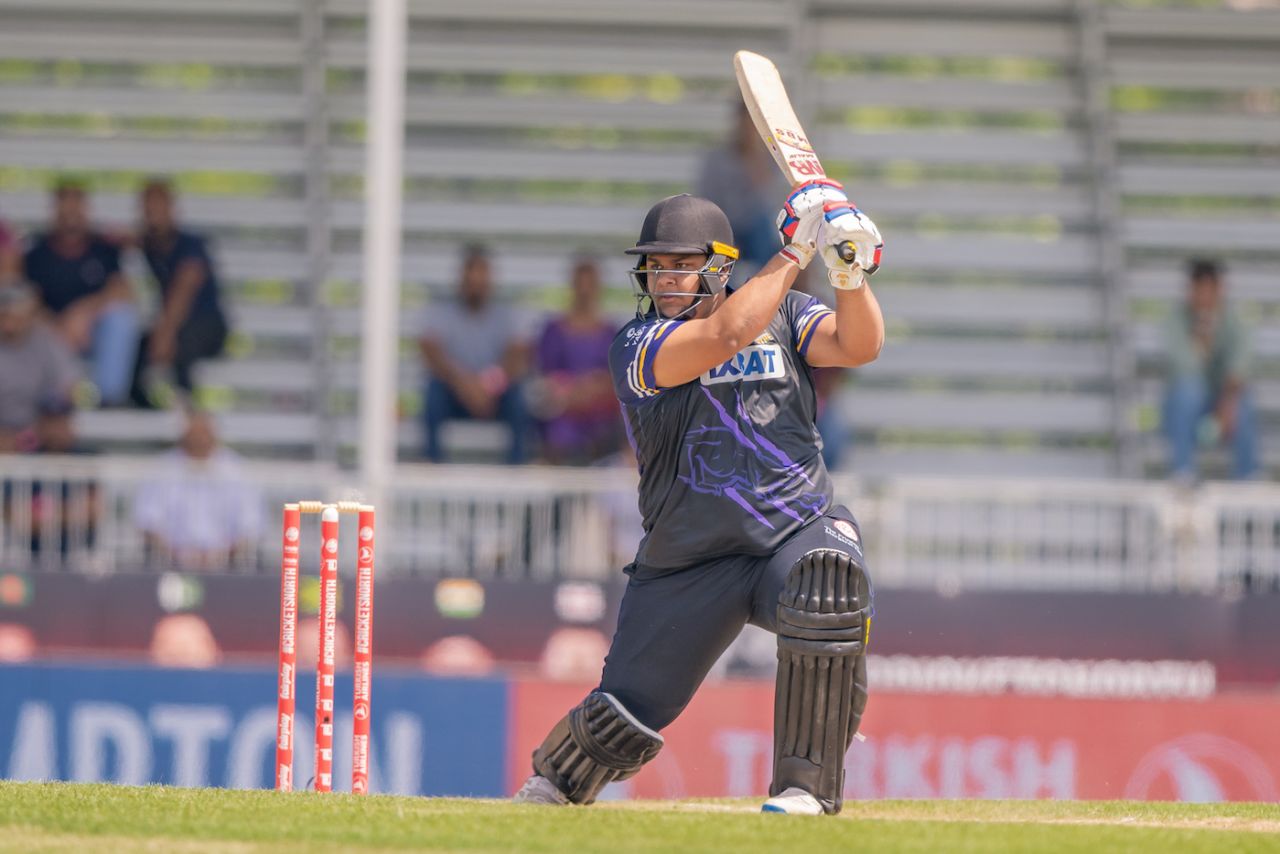 Azam Khan hits a flourishing drive in his quickfire knock, Mississauga Panthers vs Vancouver Knights, Global T20 Canada, Brampton, July 22, 2023