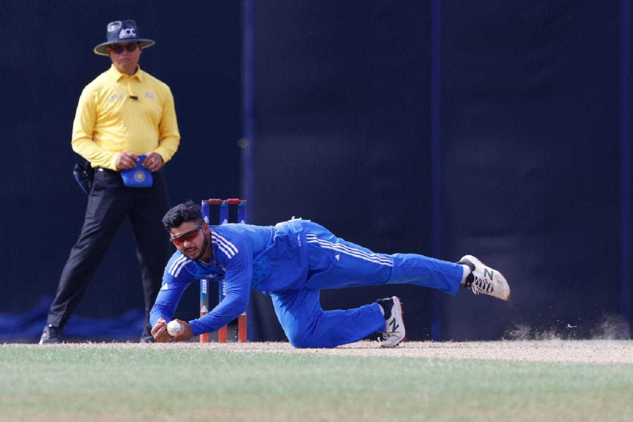 Riyan Parag took a good catch off his own bowling to dismiss Omair Yousuf, India A vs Pakistan A, ACC Emerging Men's Cup, Final, Colombo, July 23, 2023