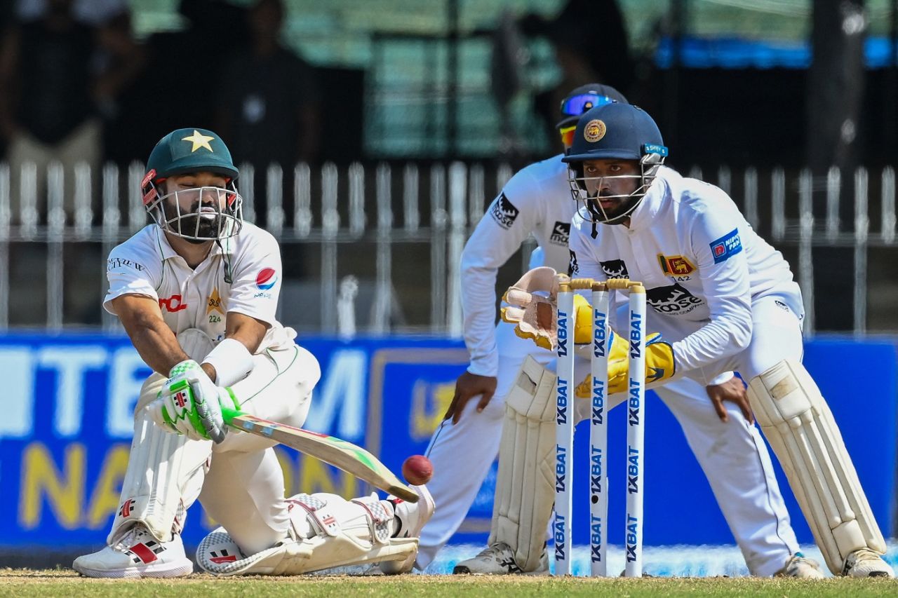 Mohammad Rizwan sweeps one, Sri Lanka vs Pakistan, 2nd Test, Colombo, 4th day, July 27, 2023