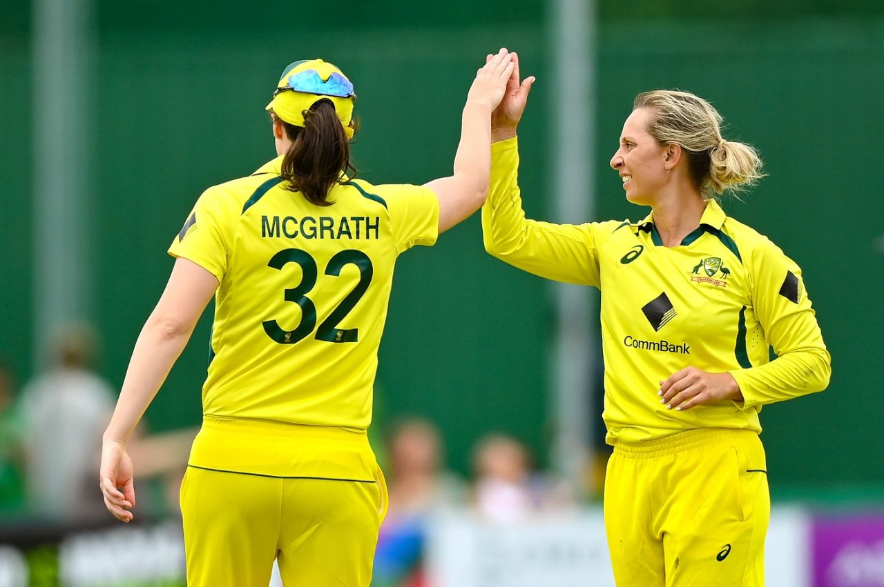 Tahlia McGrath and Ashleigh Gardner get together after the latter dismissed Cara Murray, Ireland Women vs Australia Women, 3rd ODI, Dublin, July 28, 2023