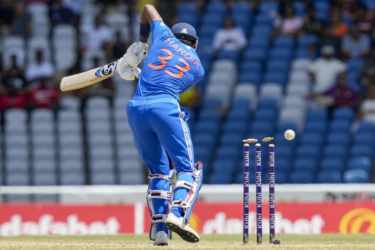 Hardik Pandya gets cleaned up Jason Holder for a run-a-ball 19, West Indies vs India, 1st T20I, Tarouba, August 3, 2023