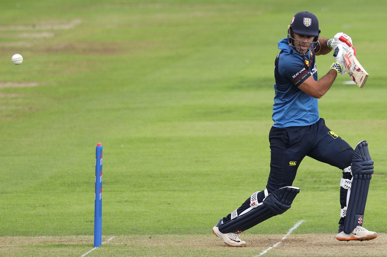 David Bedingham squeezes one away through backward point, Durham vs Worcestershire, Metro Bank One-Day Cup, August 1, 2023