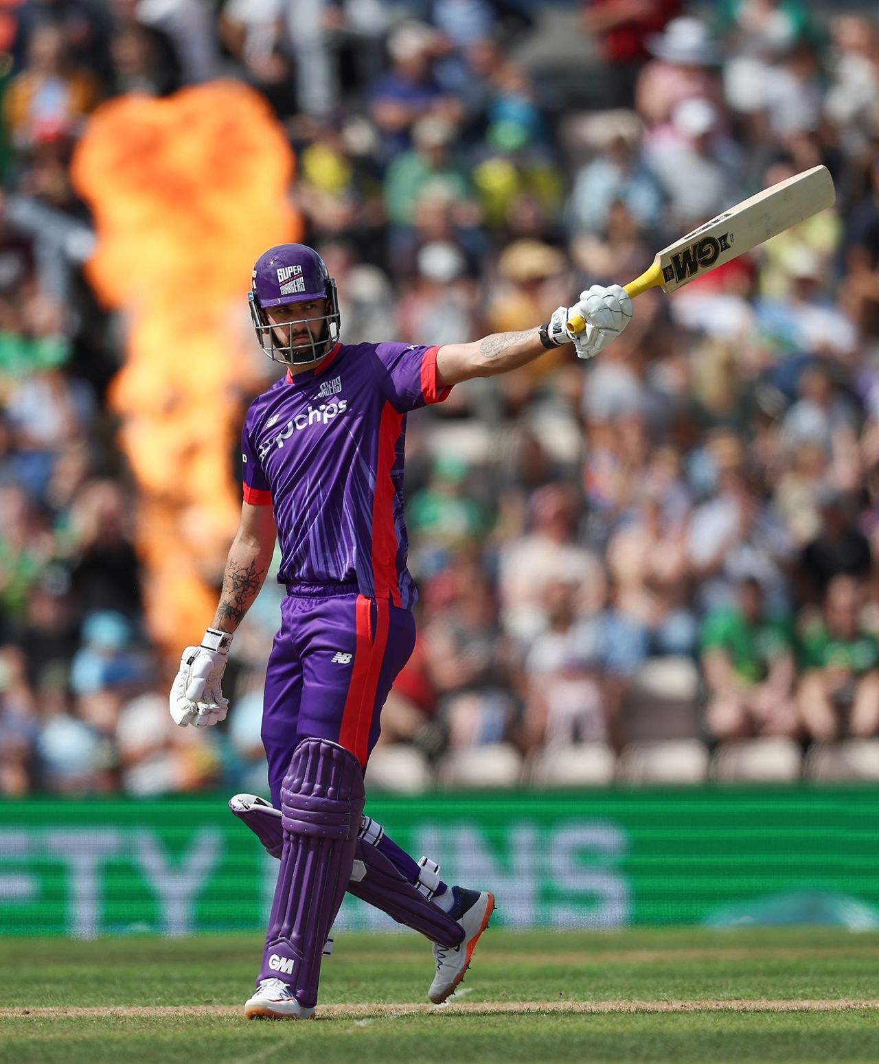 Matt Short acknowledges his fifty, Southern Brave vs Northern Superchargers, Men's Hundred, Ageas Bowl, August 6, 2023