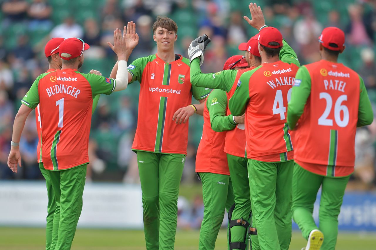 Josh Hull celebrates a wicket, Kent vs Leicestershire, Metro Bank One-day Cup, Beckenham, August 6, 2023