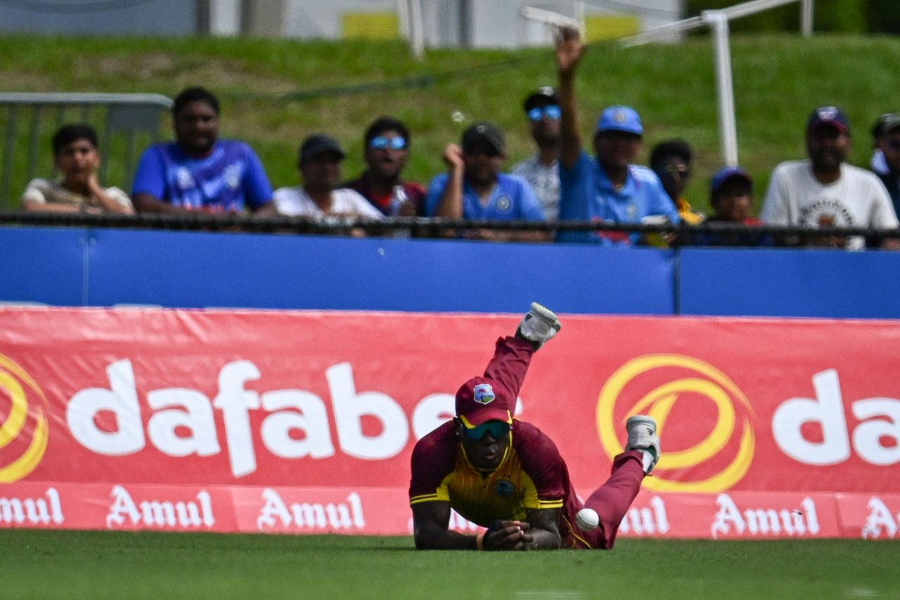 Rovman Powell grassed a tough chance offered by Suryakumar Yadav, West Indies vs India, 5th men's T20I, Lauderhill, August 13, 2023