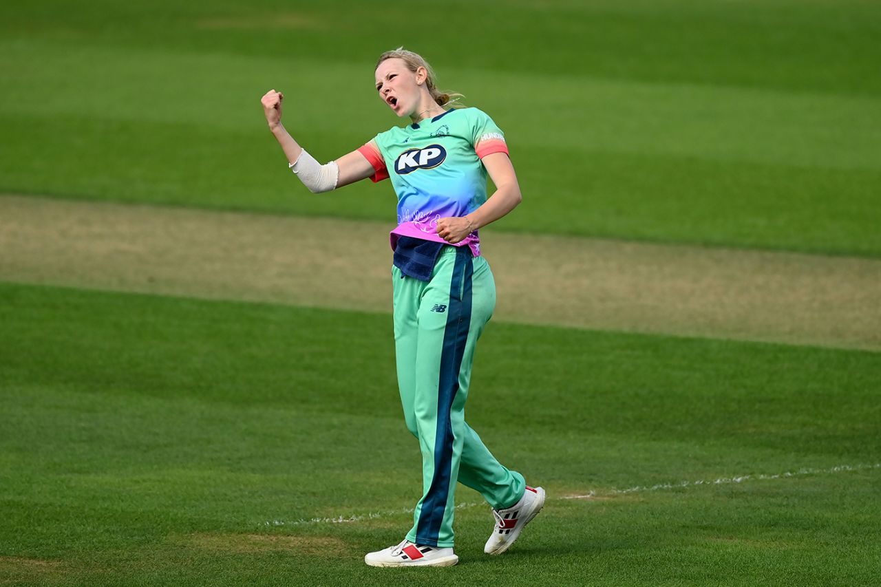 Sophia Smale picked up two cheap wickets, Oval Invincibles vs London Spirit, Women's Hundred, The Oval, August 15, 2023