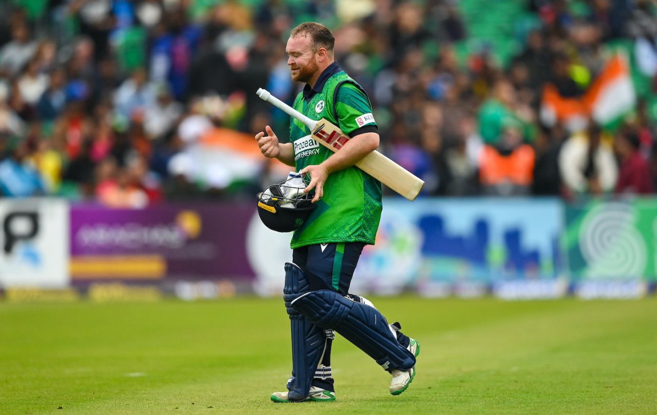 Paul Stirling was one of the four wickets that fell in the powerplay, Ireland vs India, 1st T20I Malahide, August 18, 2023