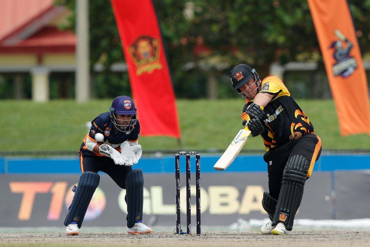 Richard Levi, who made 66, smacks the ball as Parthiv Patel watches, New York Warriors vs Morrisville Unity, US Masters T10, Lauderhill, August 19, 2023
