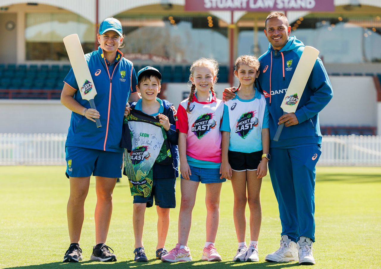 Jess Jonassen and Usman Khawaja promoting Play Cricket Week, Allan Border Field, August 19, 2023