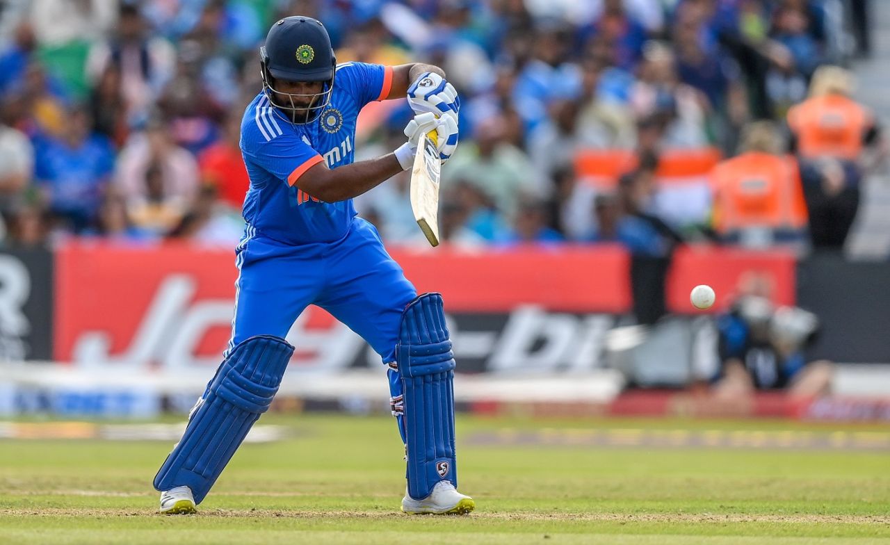 Sanju Samson punches one away, Ireland vs India, 2nd T20I, Malahide, Dublin, August 20, 2023
