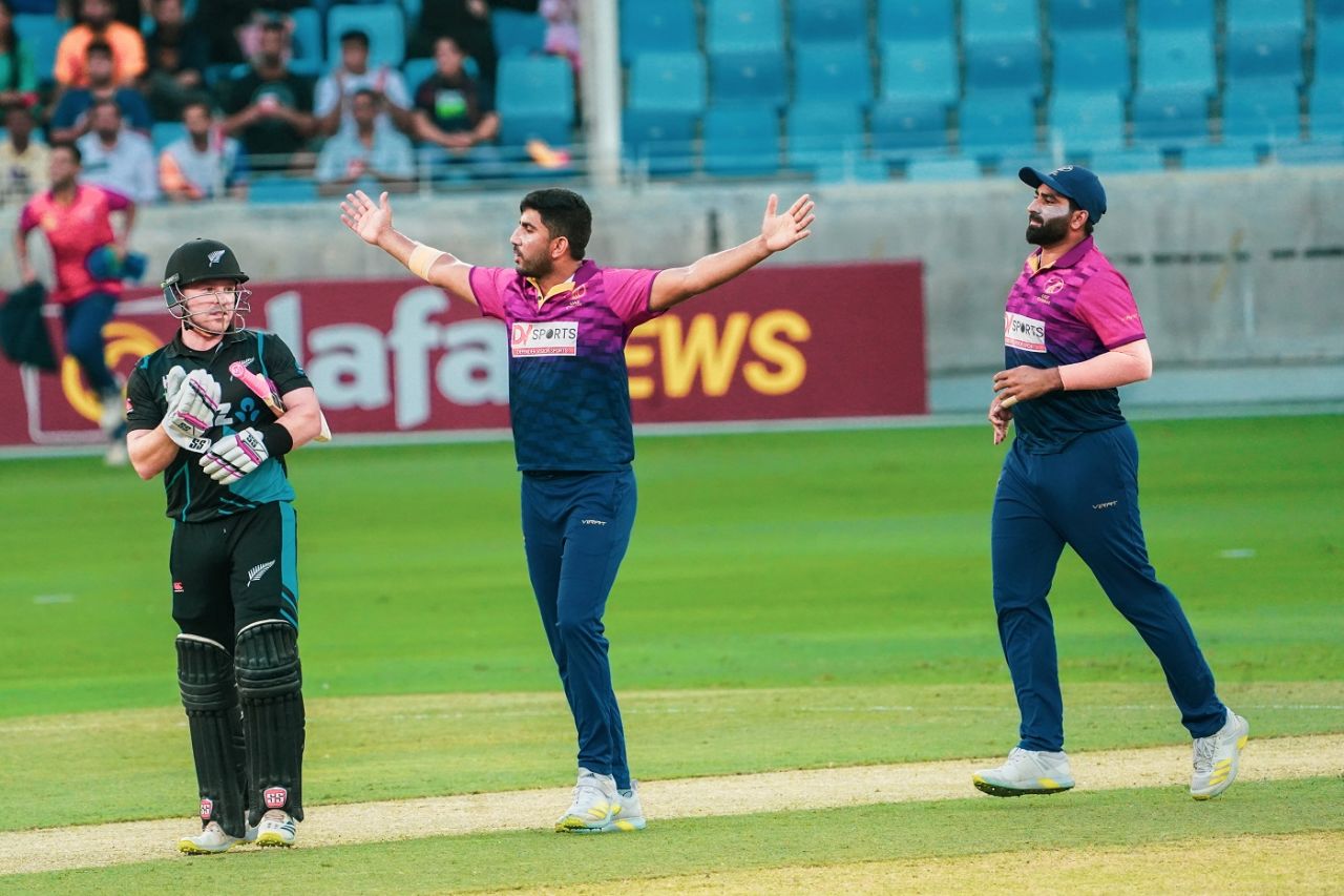 Junaid Siddique picked three wickets to keep UAE in the game, UAE vs New Zealand, 3rd T20I, Dubai, August 20, 2023