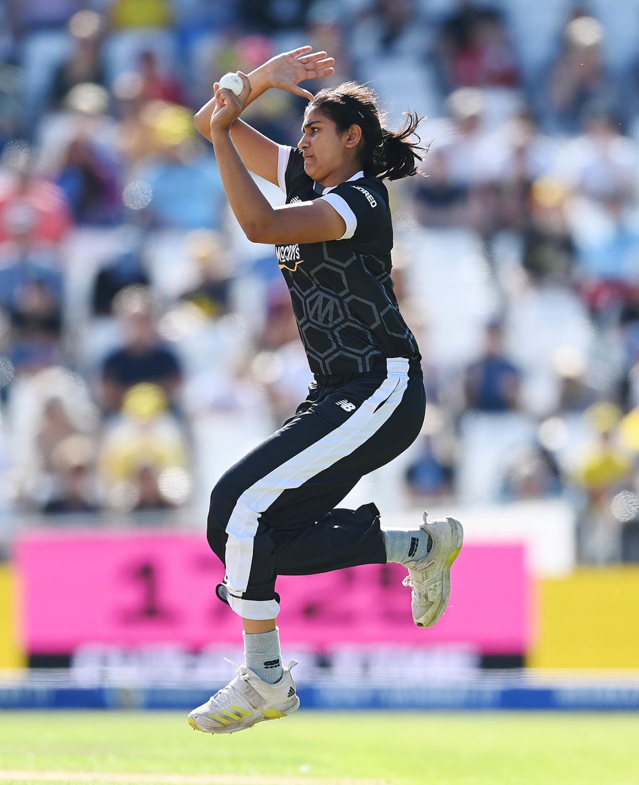 Mahika Gaur bowls, Trent Rockets vs Manchester Originals, Women's Hundred, Trent Bridge, August 17, 2023