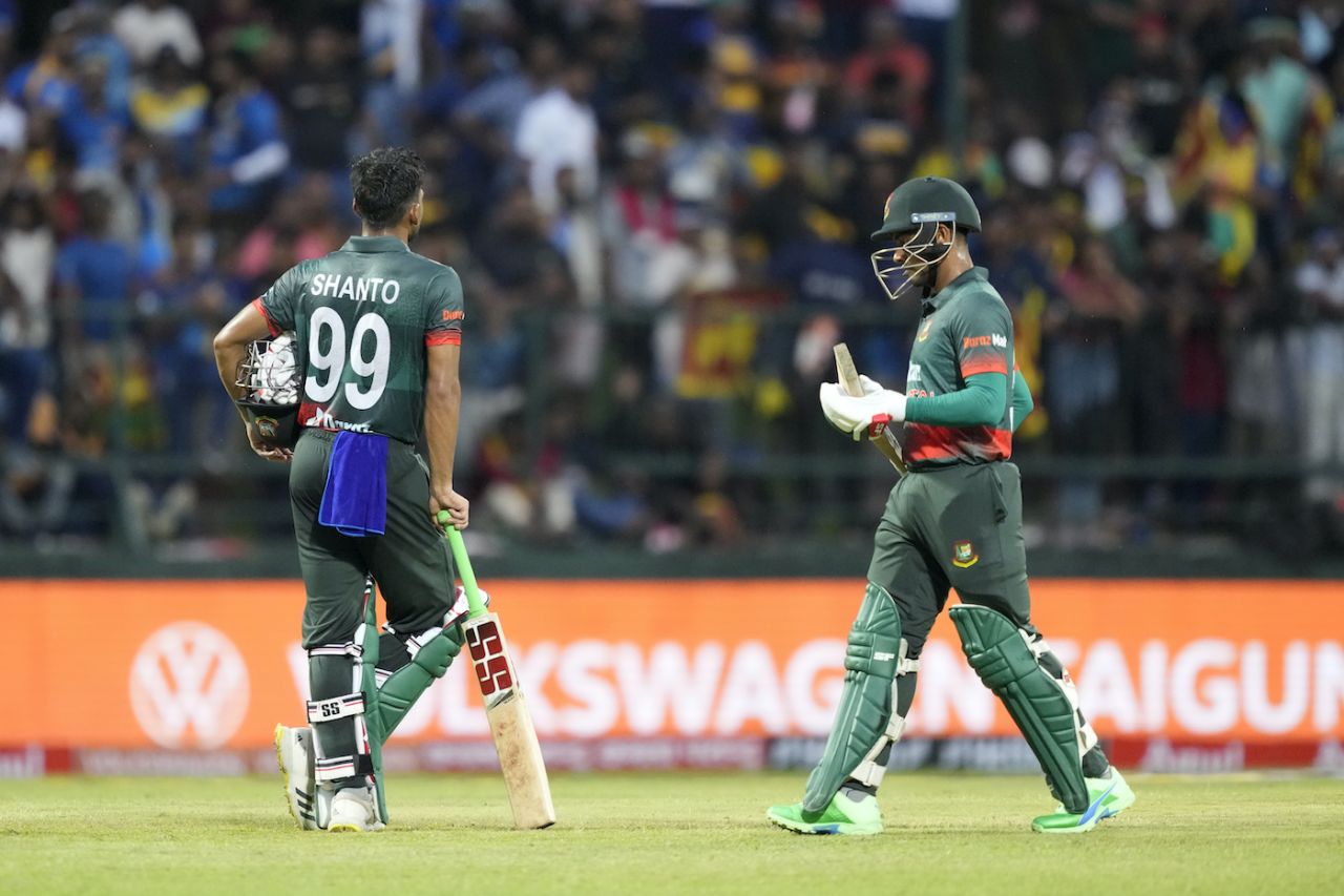 A mix-up with Najmul Hossain Shanto led to Mehidy Hasan Miraz being run out, Sri Lanka vs Bangladesh, Asia Cup, Pallekele, August 31, 2023
 