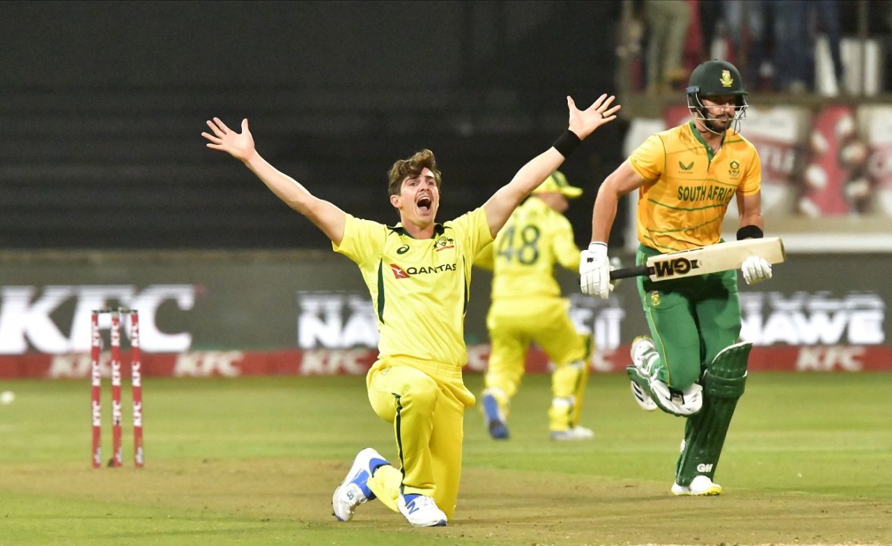 Sean Abbott appeals for a wicket, South Africa vs Australia, 2nd T20I, Durban, September 01, 2023
