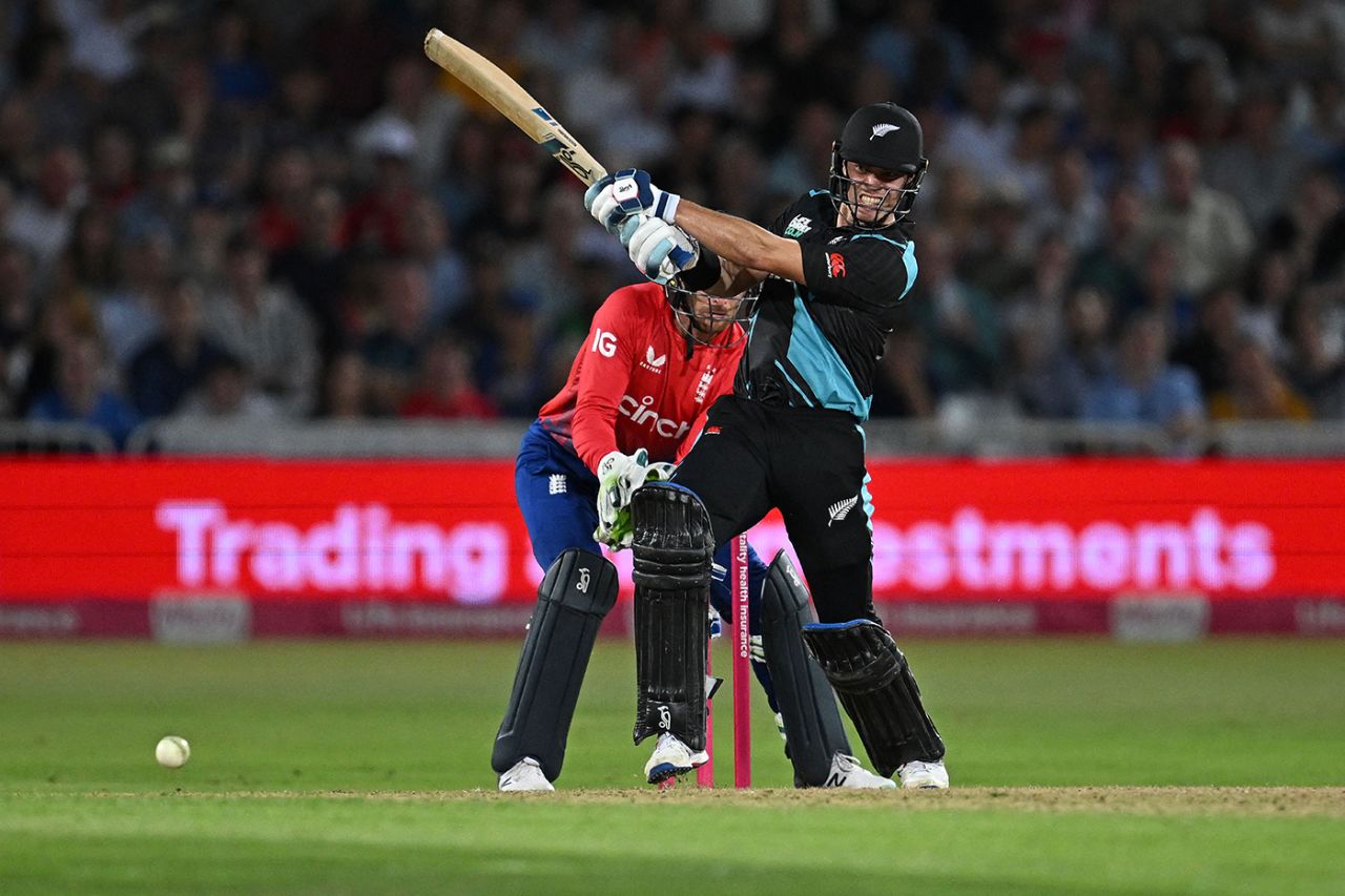 Mark Chapman pushes New Zealand's run chase on, 4th T20I, England vs New Zealand, Trent Bridge, September 05, 2023