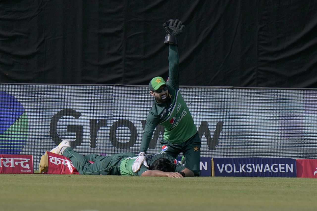 Mohammad Rizwan rushed to Naseem Shah who injured his right shoulder, Pakistan vs Bangladesh, Asia Cup, Super Fours, Lahore, September 6, 2023